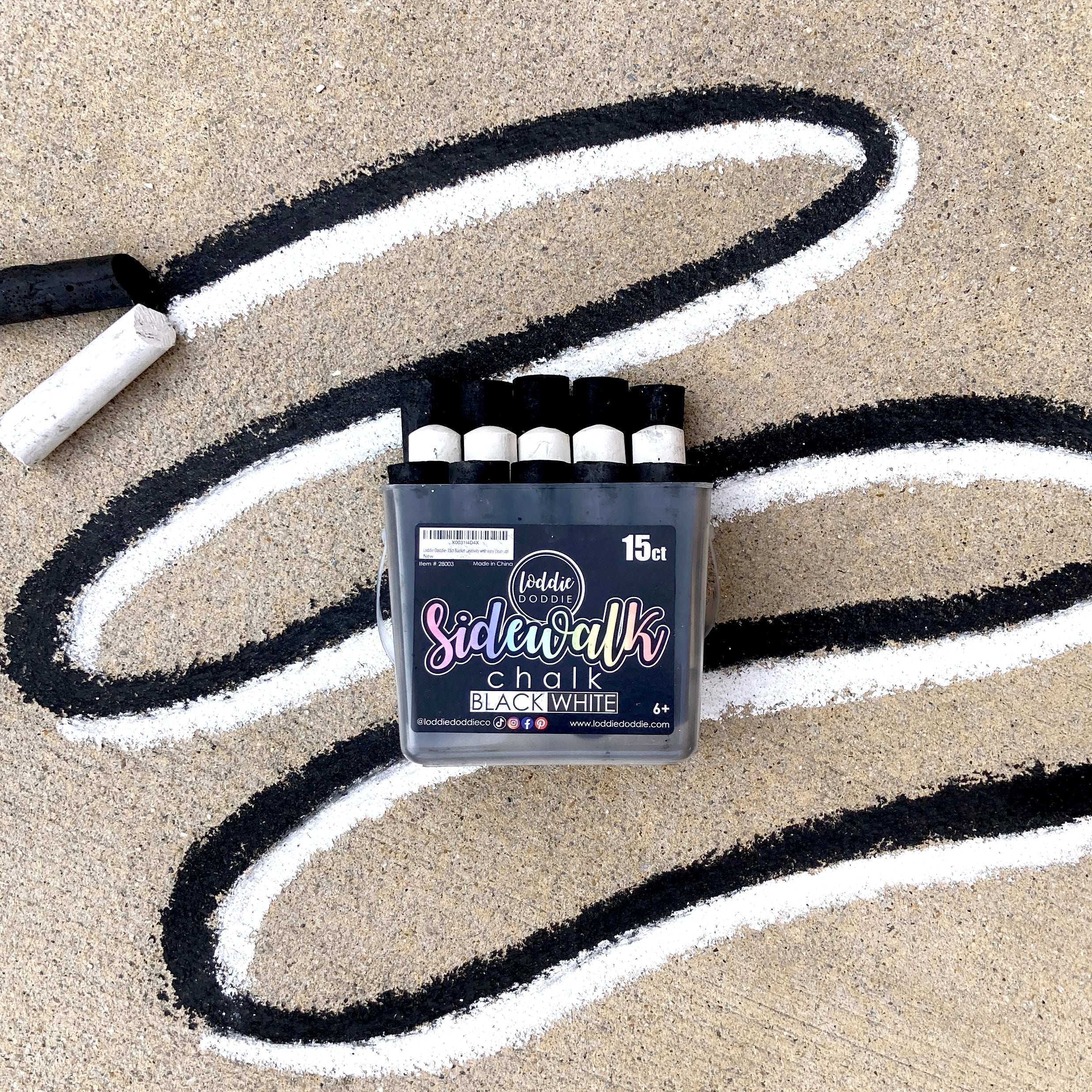 Black & White Sidewalk Chalk