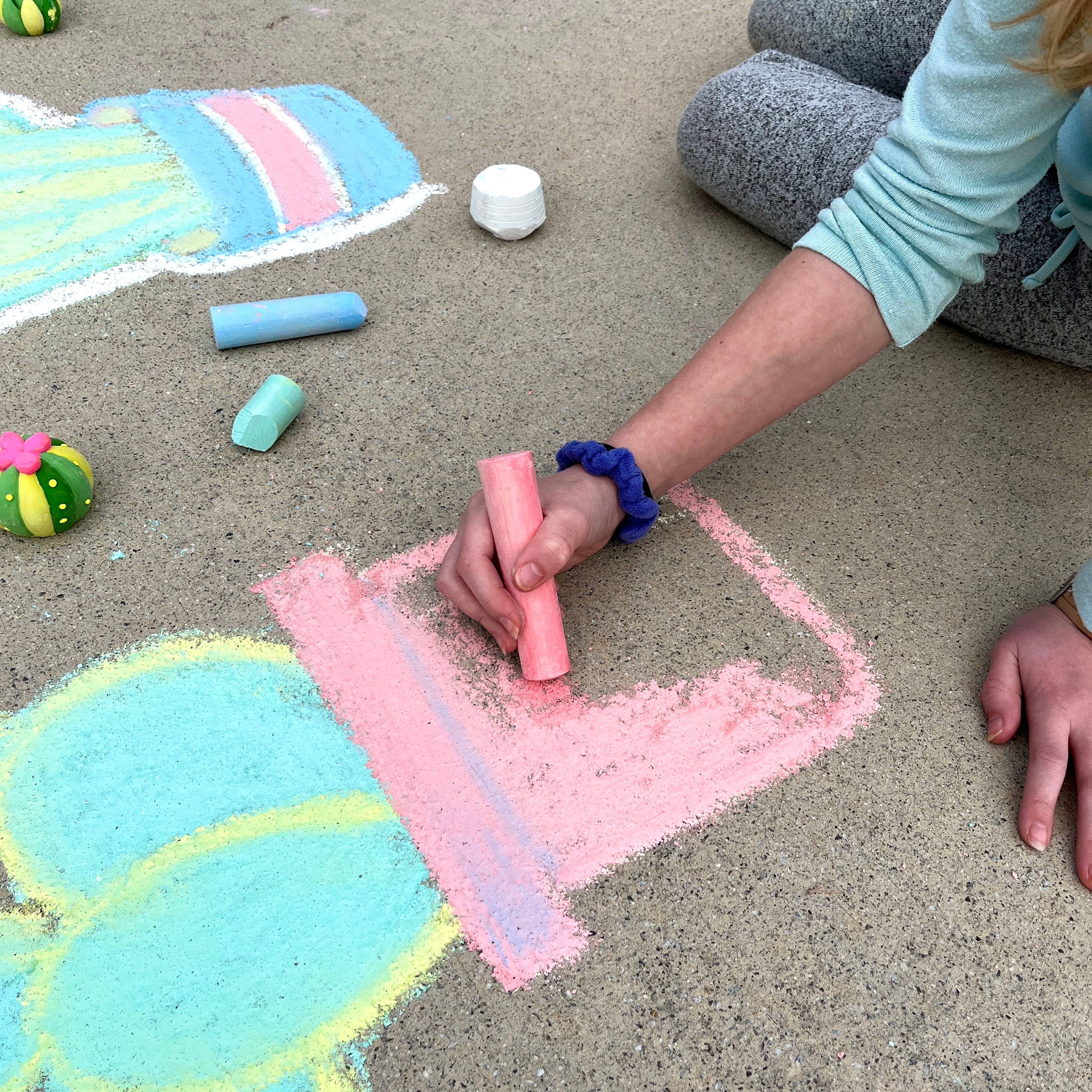 Succulent Sidewalk Chalk Kit - 30 pieces